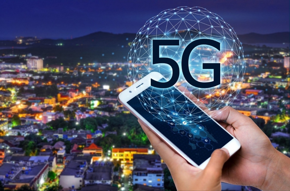 拥抱变化，最新款5G手机引领励志之旅，成就无限可能