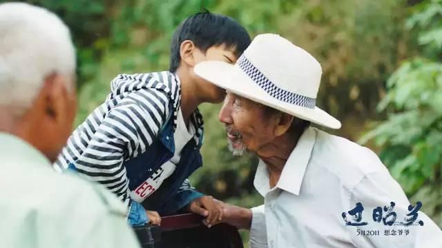 欧美最新头像图片探索自然美景之旅，寻找内心平和的旅程