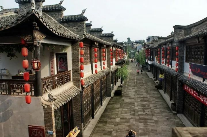 两江新区龙兴最新动态揭秘，小巷深处的独特风情