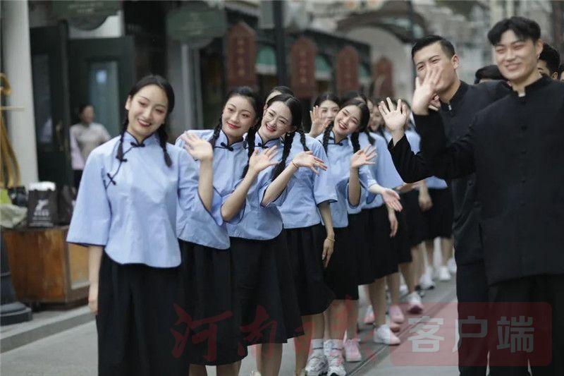 金榜题名电影，梦想与友情的交响乐章