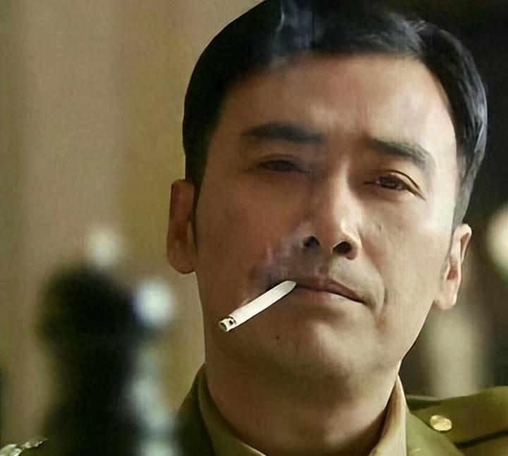 谍战风云再起，最新谍战片席卷荧屏，热血剧情燃爆全网！