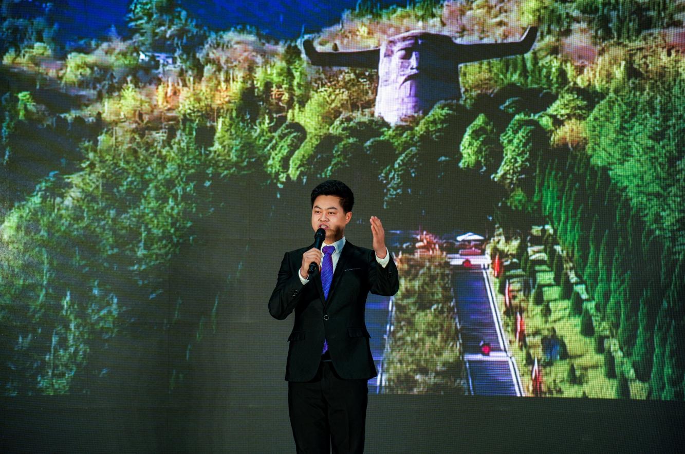 网约车新政与探索自然美景的旅行邀请